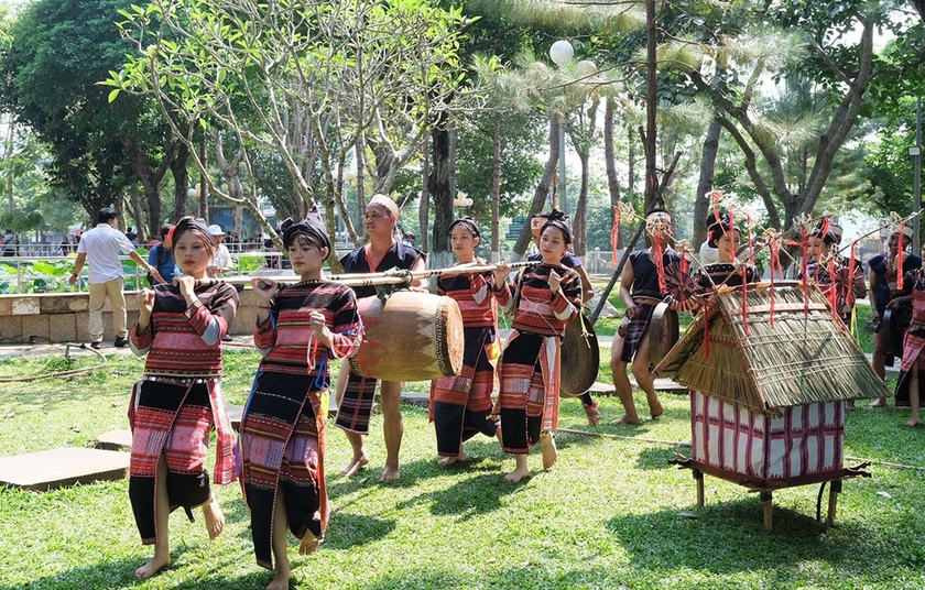 Ngày hội Văn hóa các dân tộc tỉnh Gia Lai lần thứ III: Sức sống cội nguồn
